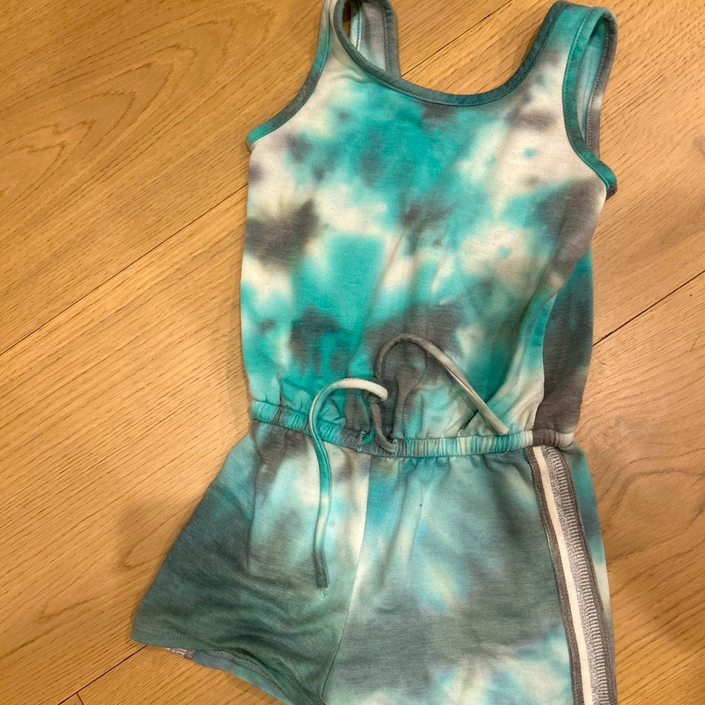 4T drawstring romper LIKE NEW